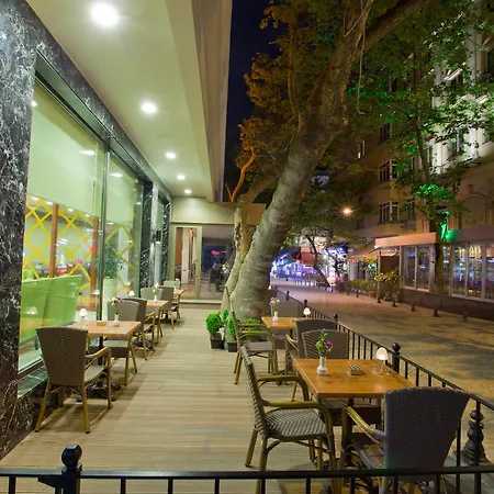 The Parma & Taksim 4*