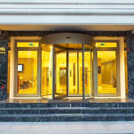 The Parma & Taksim 4*