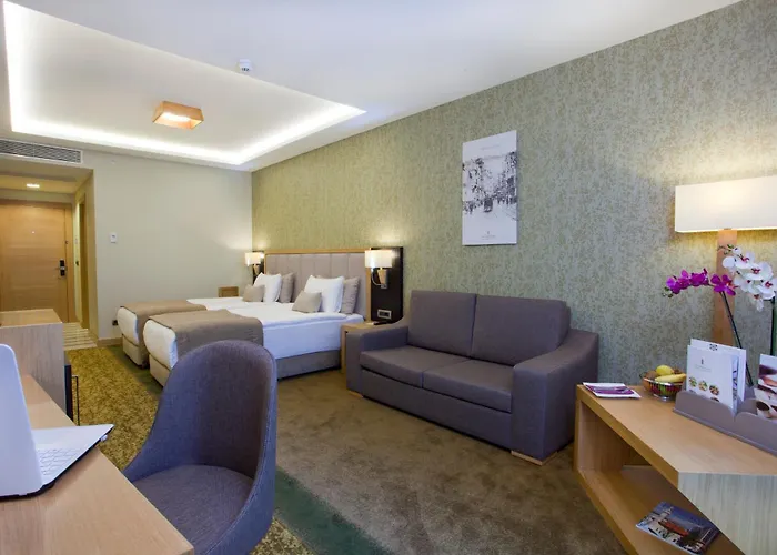 The Parma & Taksim 4*